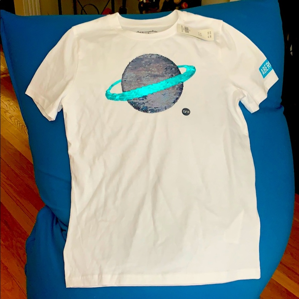 Abercrombie kids tshirt